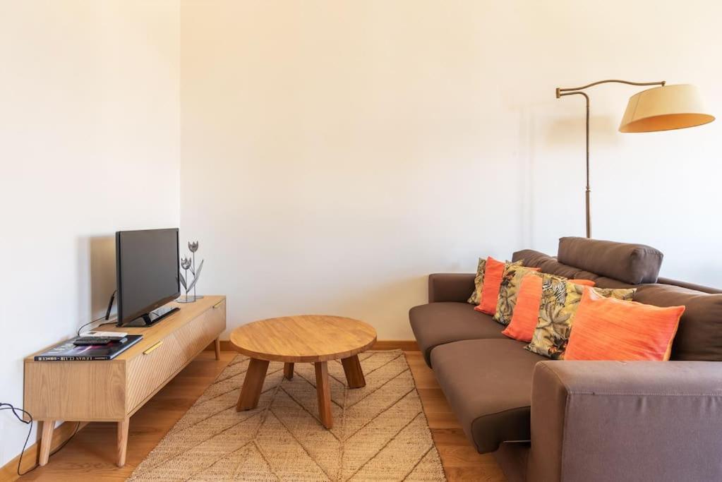 Elegante Bilocale San Calocero Apartment มิลาน ภายนอก รูปภาพ